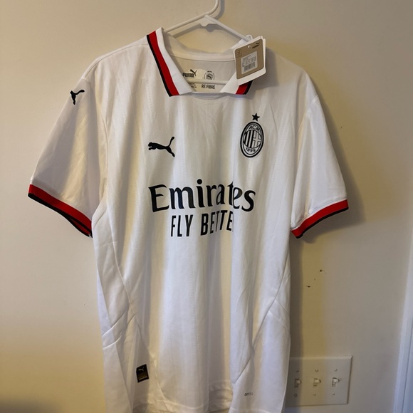 Puma White and Red Men's Jersey - Picture 1 of 6